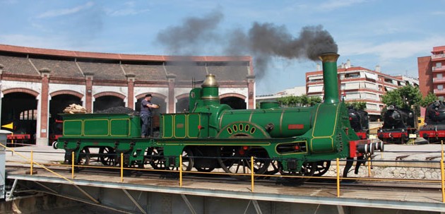 tren antiguo en museu ferrocarril