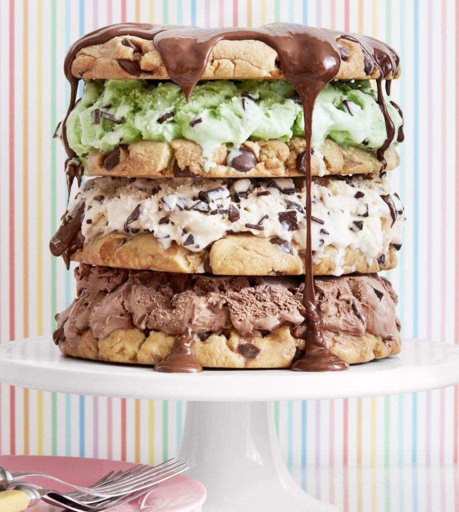 tarta de cumpleaños casera - galleta y helado