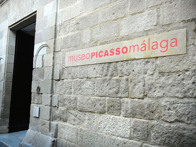 640px-MuseoPicassoMalaga