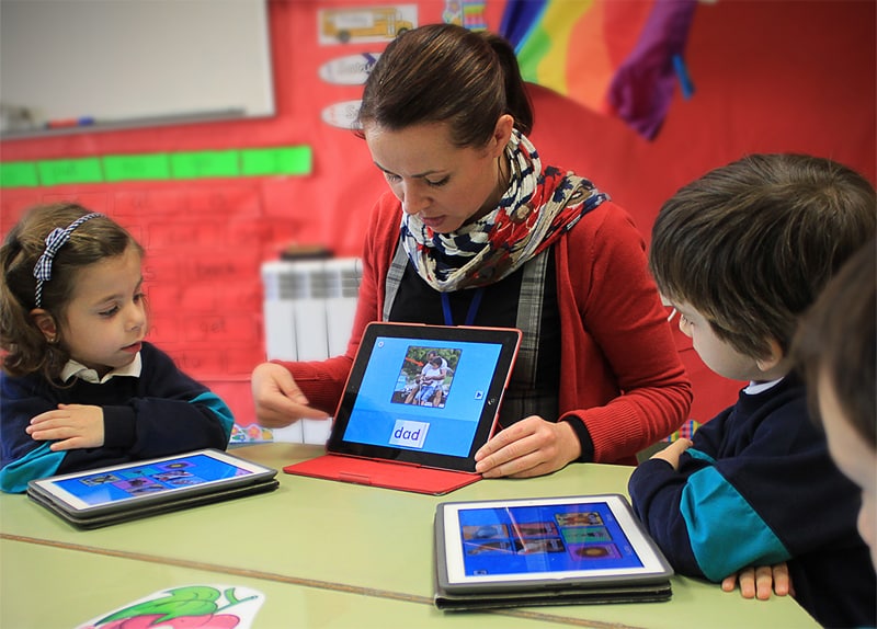 caxton ipads