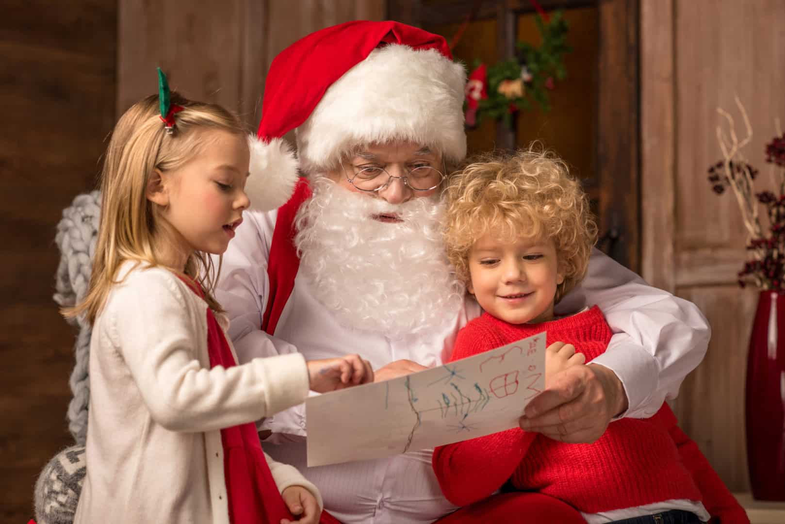 Quién trae los regalos de Navidad en casa: los Reyes Magos, Papá Noel o  ambos?