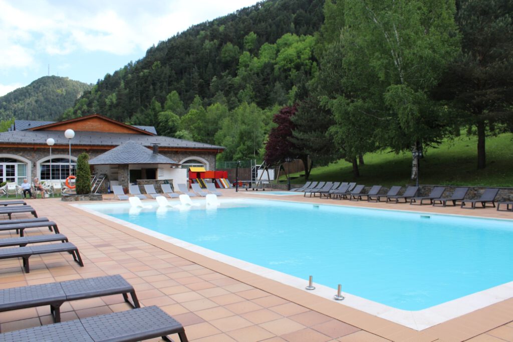 10 hoteles en Andorra con niños. Spa, toboganes... 10 hoteles en Andorra con niños. Spa, toboganes...