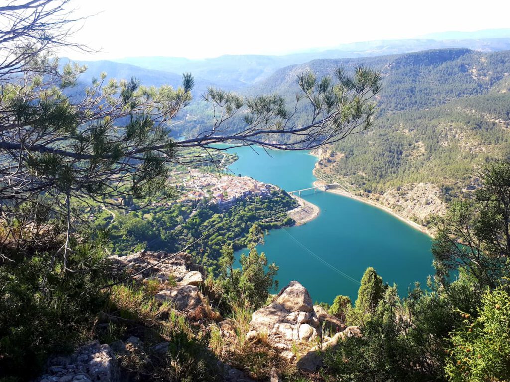 Rutas de senderismo con niños en Castellón | montanejos senderismo castellon