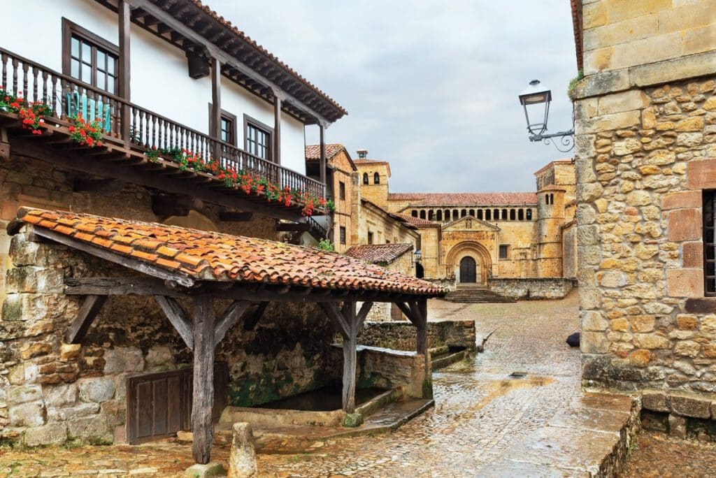 Cantabria con niños. Santillana del mar