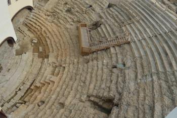 Cádiz con niños. Teatro romano