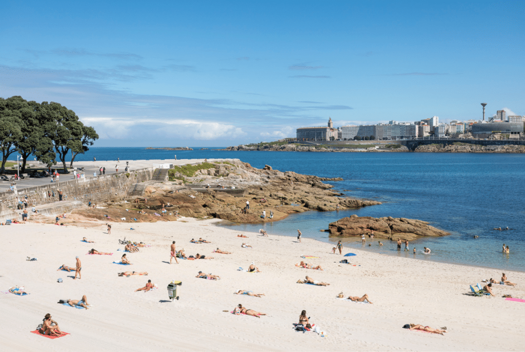 Coruña con niños. Playa de Riazor