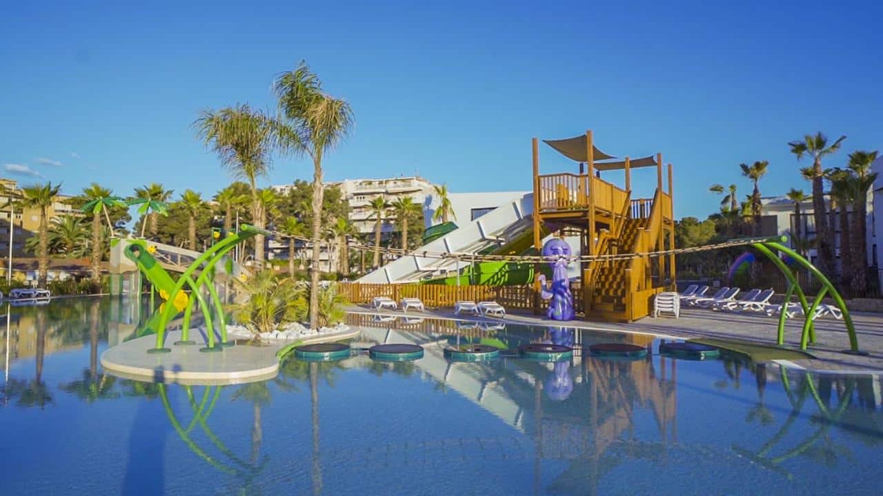 Hoteles con toboganes en la Costa Dorada - Alannia Salou 3