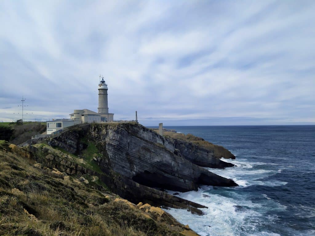 Santander con niños. Faro Cabo Mayor