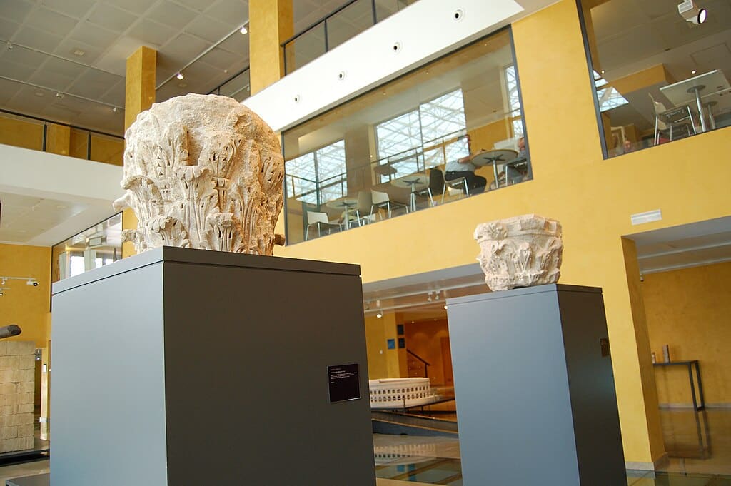 Zaragoza con niños. Museo teatro romano Caesaragusta