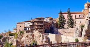 Cuenca con niños. Casas colgantes