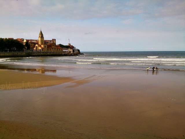 Gijón con niños. Playa de San Lorenzo