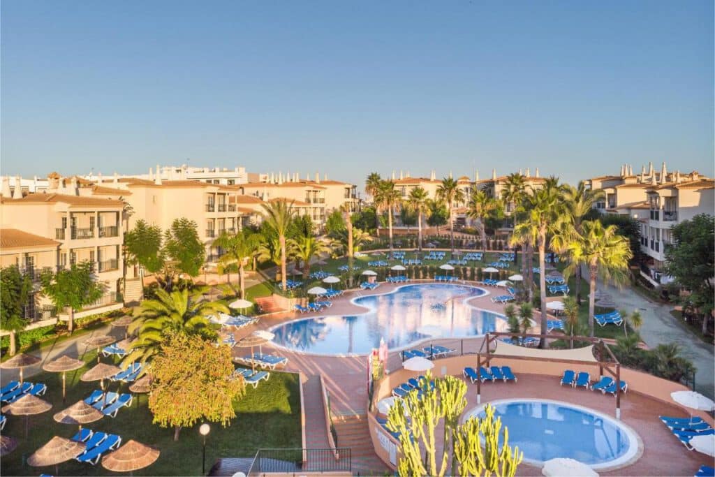 Hoteles con toboganes en Portugal - 3HB Clube Humbria 1