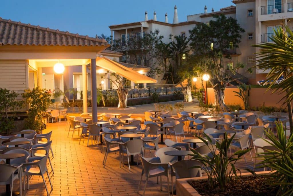 Hoteles con toboganes en Portugal - 3HB Clube Humbria 4