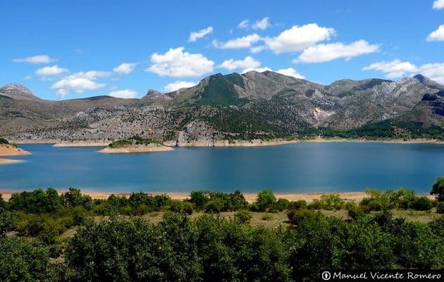 León con niños. Parque Natural de Babia y Luna