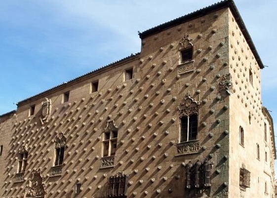 Salamanca con niños. Casa de las Conchas