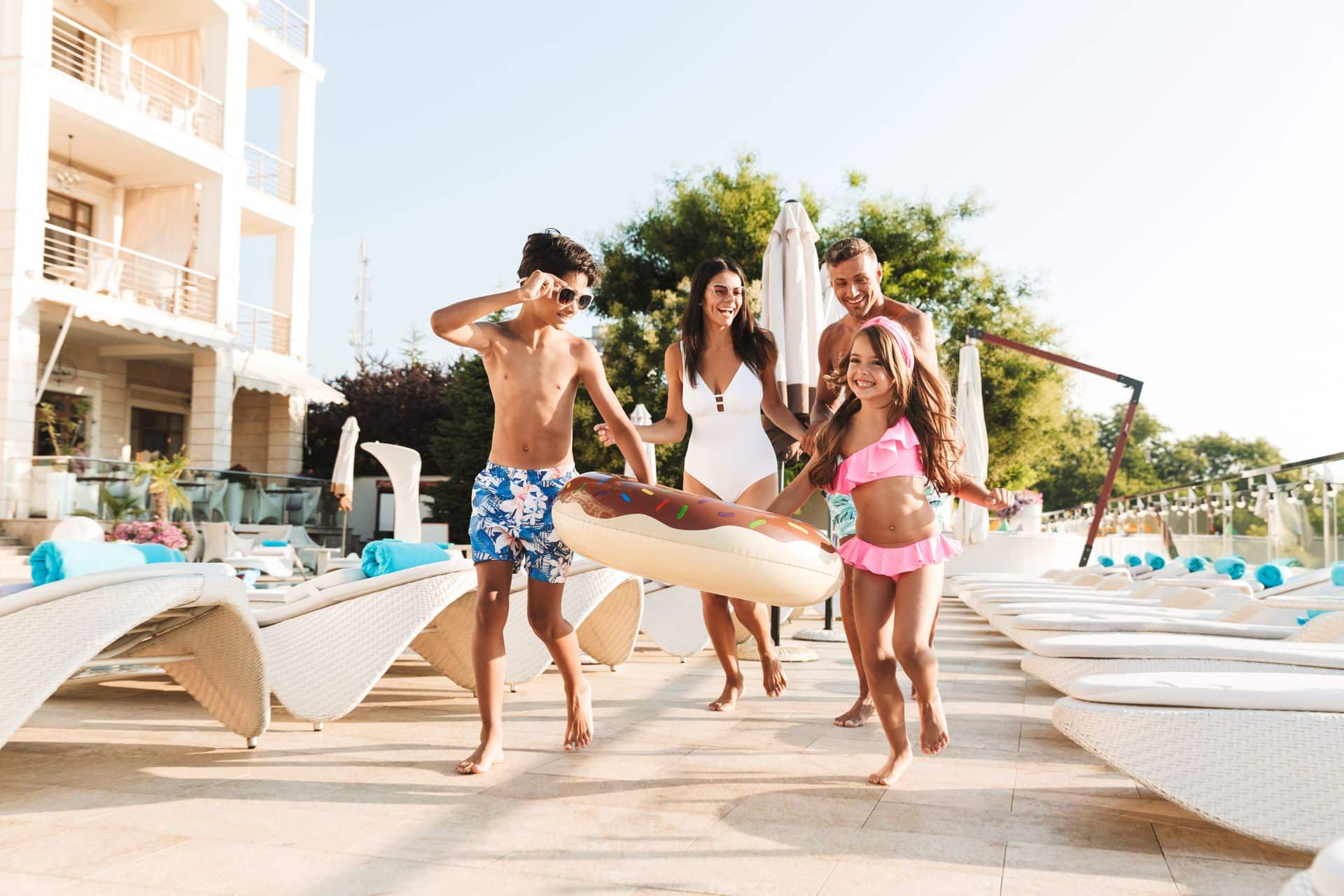 Viaja en familia con Buscounchollo 3 Busco un chollo | AdobeStock 217139691