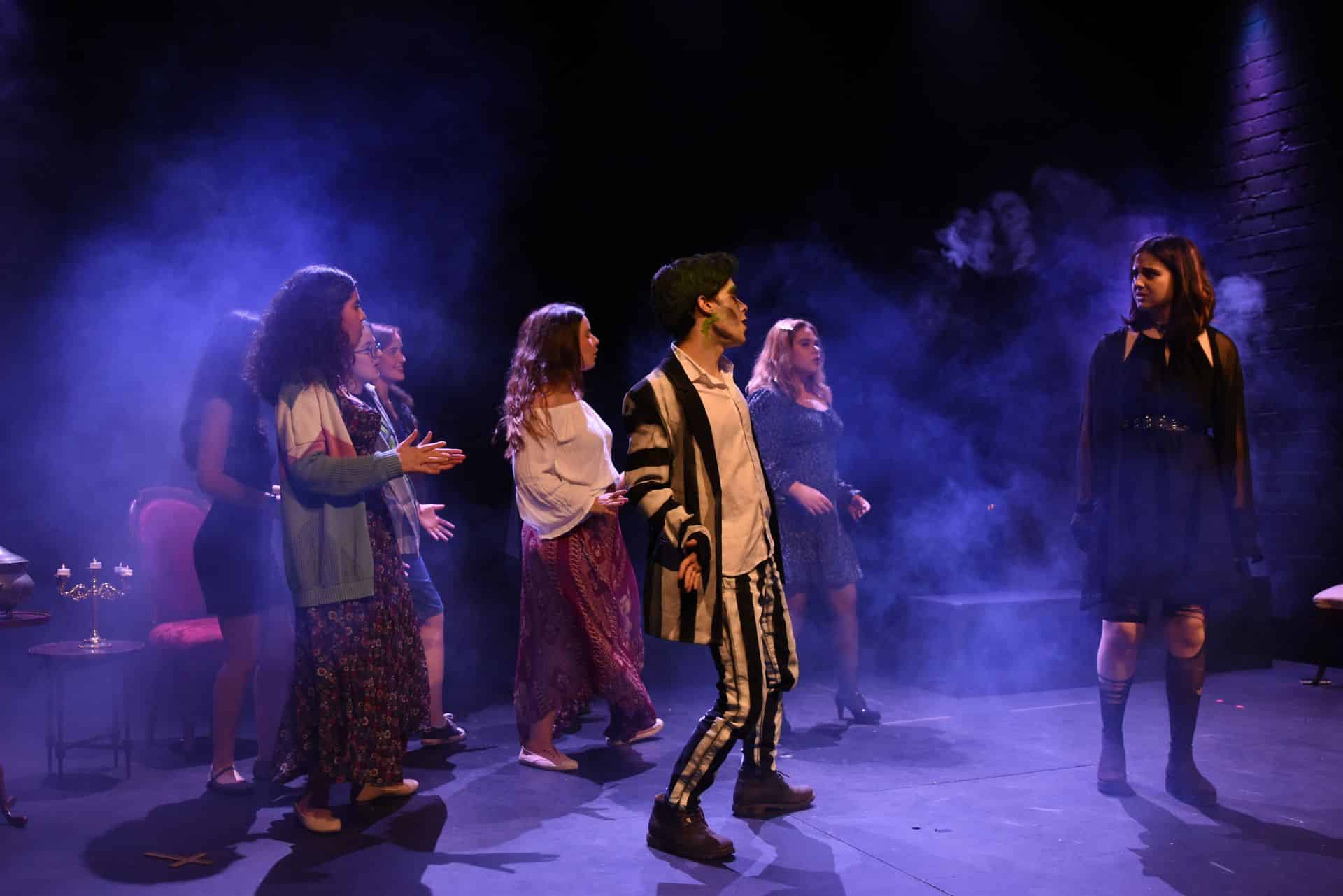 La Màquina Teatro Valencia. Extraescolares, escuela de verano y musicales 2 La maquina | La maquina teatro y danza escena