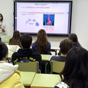Novedades American School of Valencia 3 Novedades American School of Valencia | Grade 1211 Cancer Talk 2