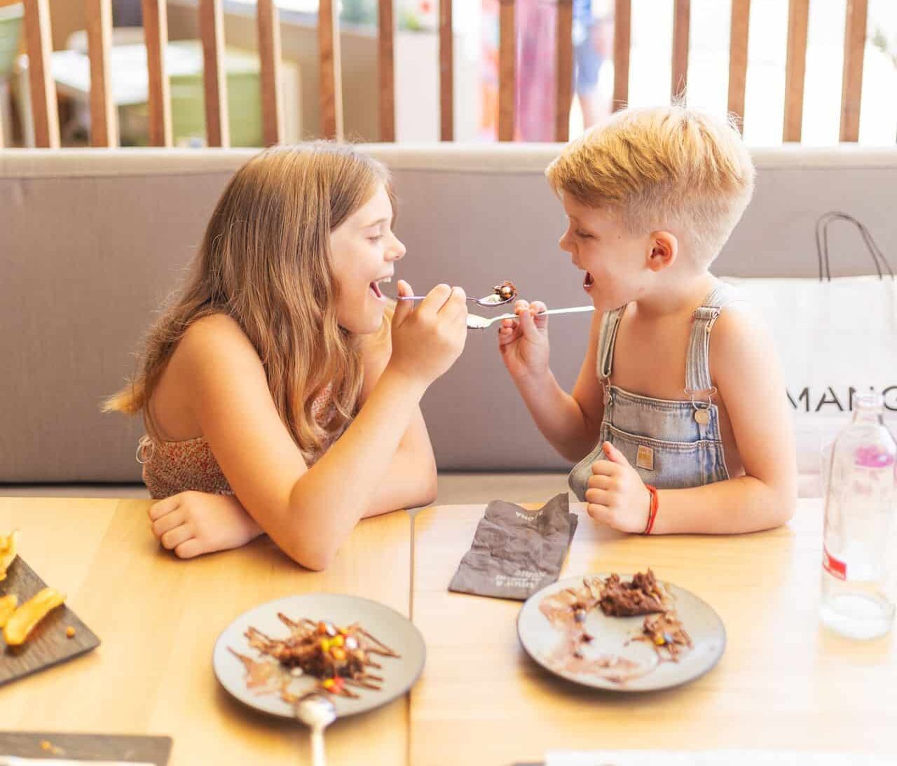 Centro Comercial Bonaire: niños comen gratis, tiendas, cine y planes en familia 2 Centro Comercial Bonaire | Bonaire Julio Familia 136 e1783058474811