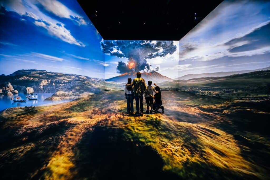 Bombas Gens con niños: visita en familia, Mapa Secreto y exposición del Titanic en Valencia 5 Bombas Gens | MAD Pompeya SetVexy LowRes DSC 6799 Enhanced NR11