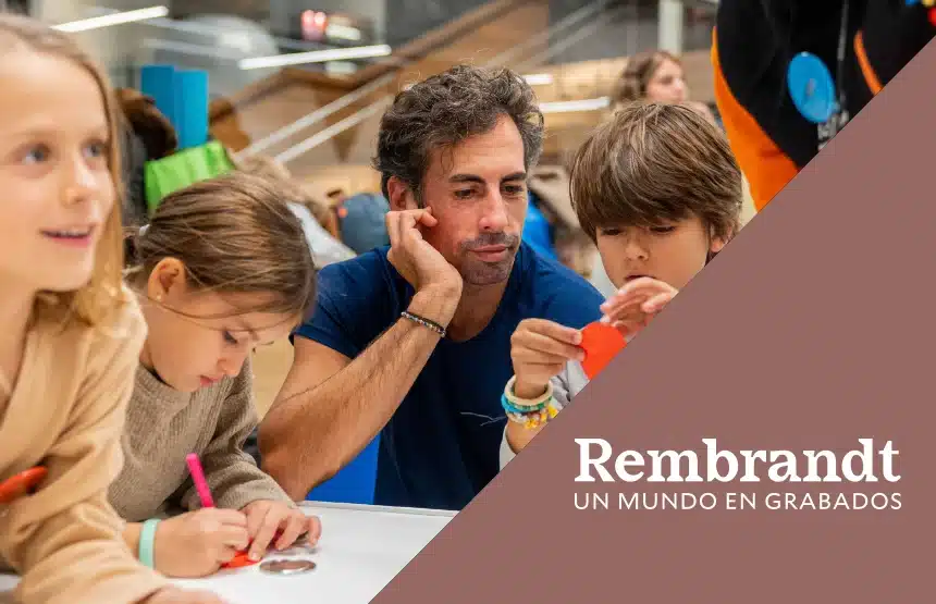 Exposiciones para niños y familias en CaixaForum València, con visitas-taller 2 Niños y niñas en la visita taller de Rembrandt en Caixa Forum Valencia